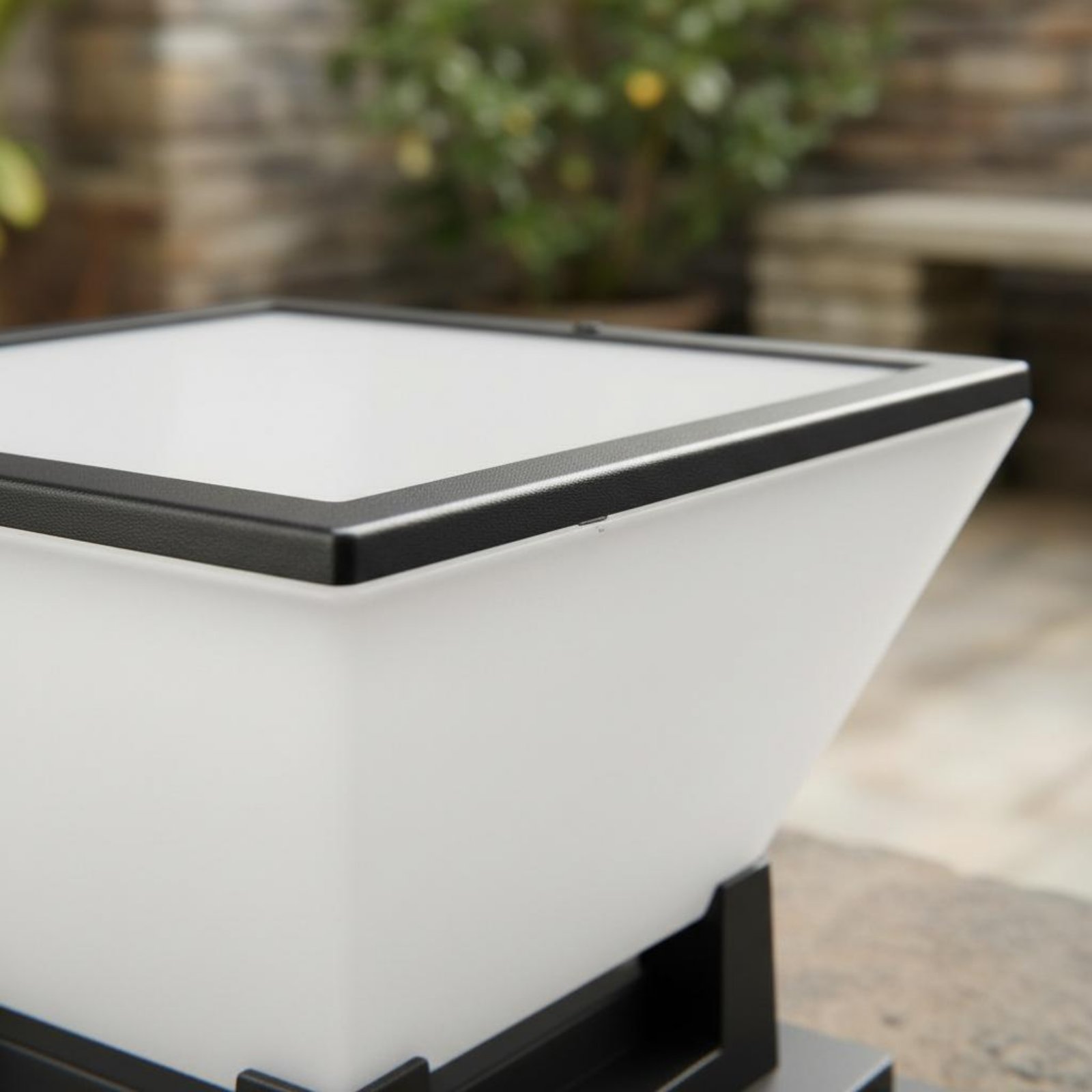 Lampada Solare per Recinzioni  - Outdoor Lighting For Fence recensione e prezzo